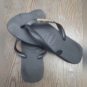Black Haviana's Flip Flops
